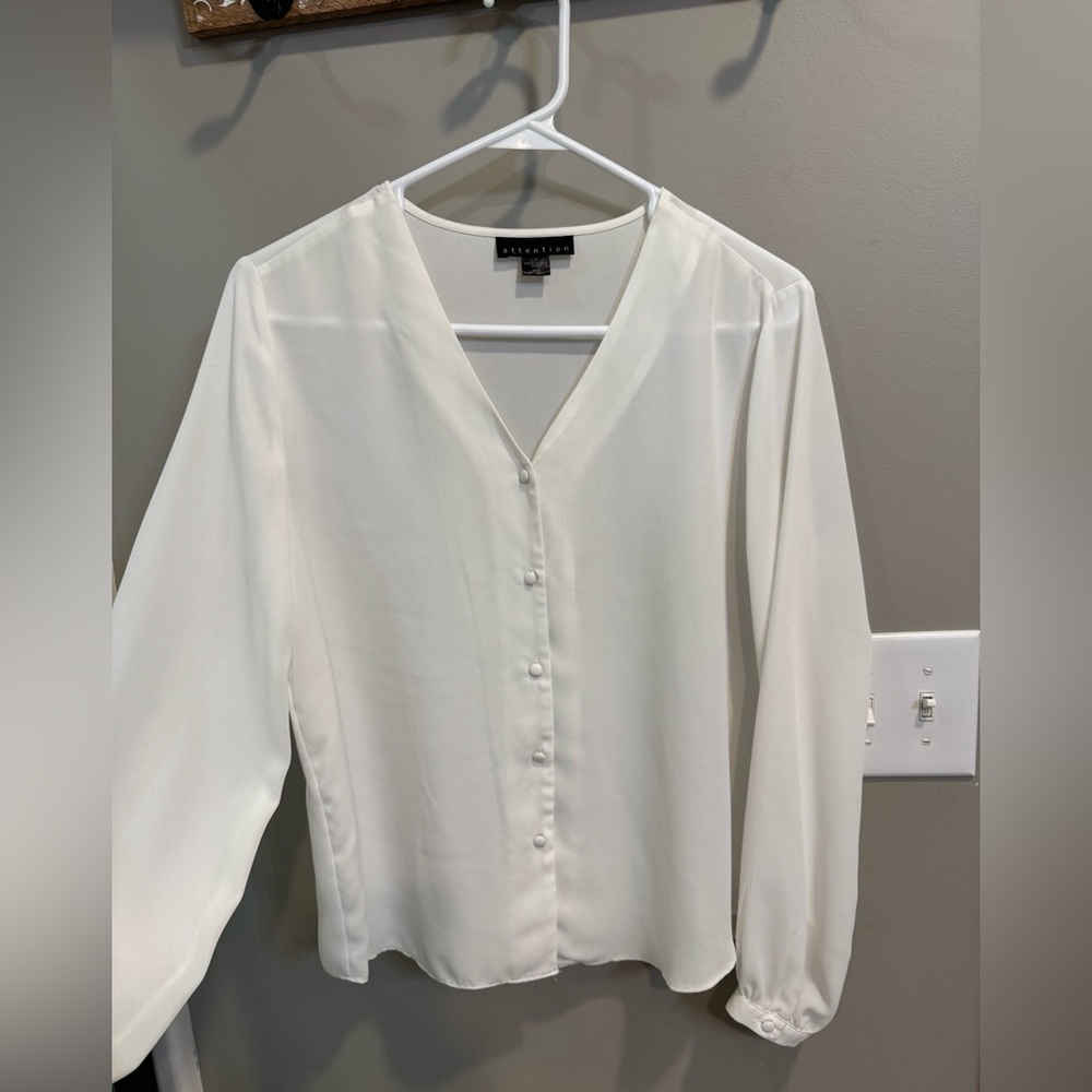 Attention Classic Cream Blouse